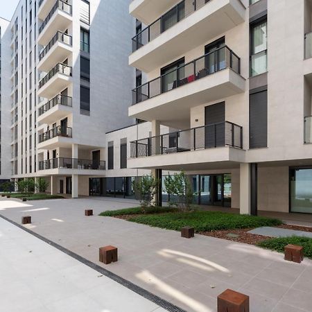 Ferienwohnung Cozy Flat With Parking Mailand Exterior foto