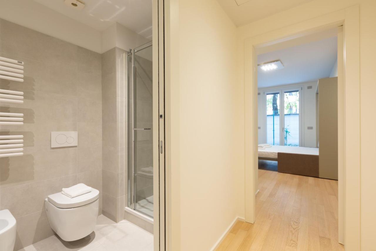 Ferienwohnung Cozy Flat With Parking Mailand Exterior foto
